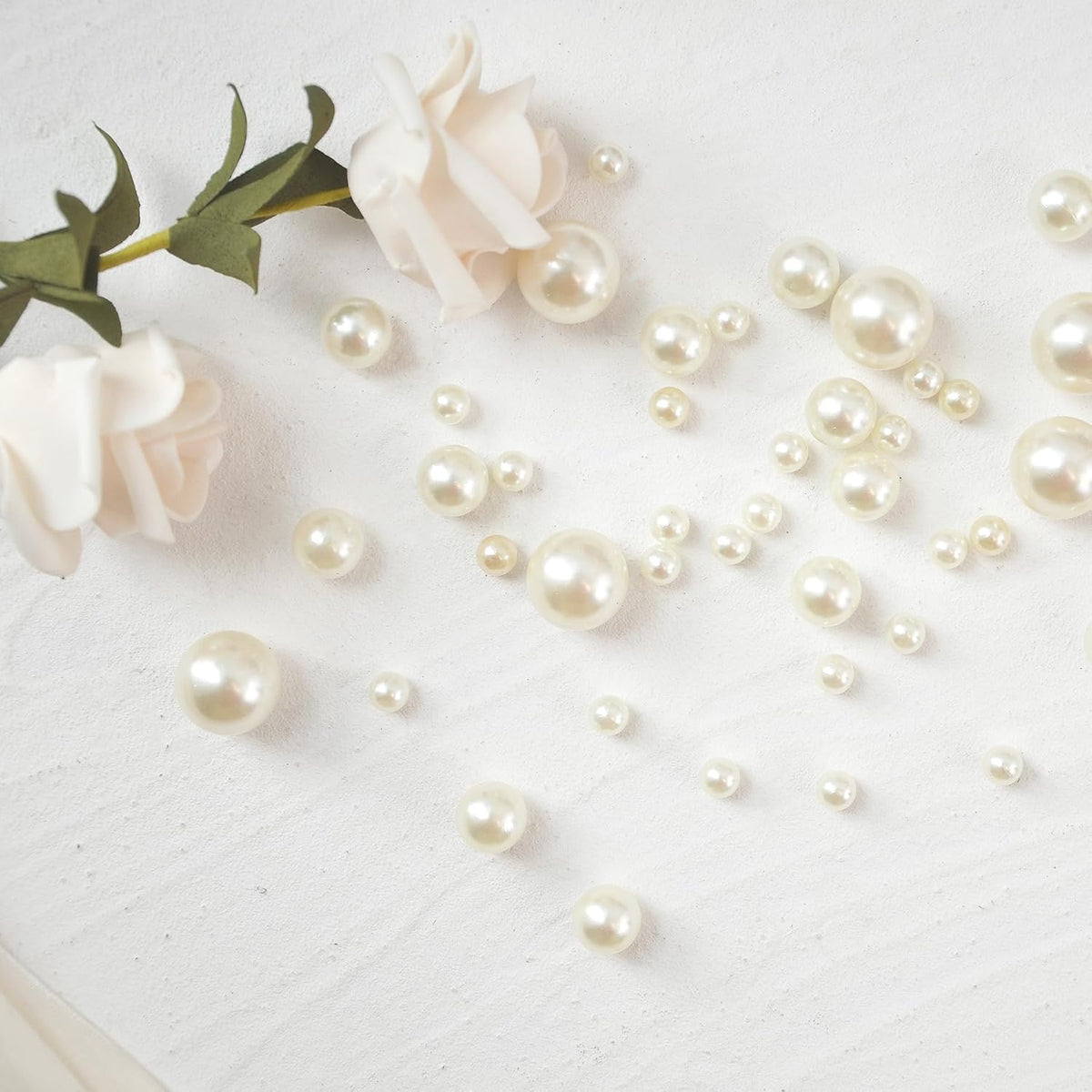 260Pcs Cream Glossy Beads - 6mm, 14mm, 18mm Round Plastic Pearl Beads for Centerpiece Decor, Wedding, Birthday, Christmas Party, Home Decor
