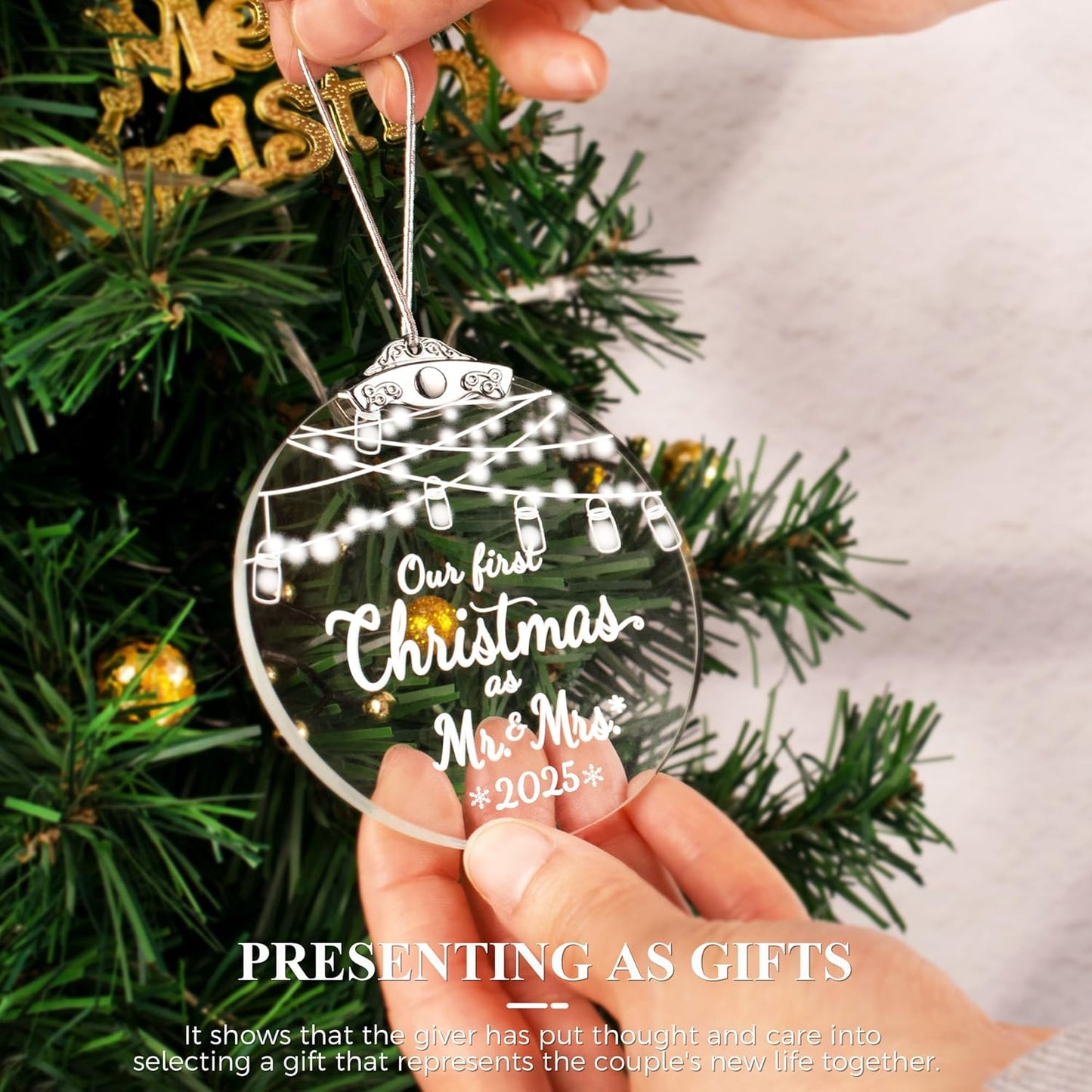 Wedding Gifts for Couples 2025, Mr and Mrs Gifts, First Christmas Married Ornament 2025, Bridal Shower Gift, Just Married Gift for Newlywed Couple Bride, Glass Wedding Ornament