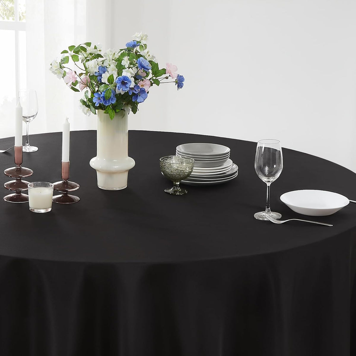 Round Tablecloth 120 Inch 10 Pack Black Tablecloths Washable Decorative Linen Polyester Table Clothes Cover for Dining Table Banquets Buffet Parties and Wedding