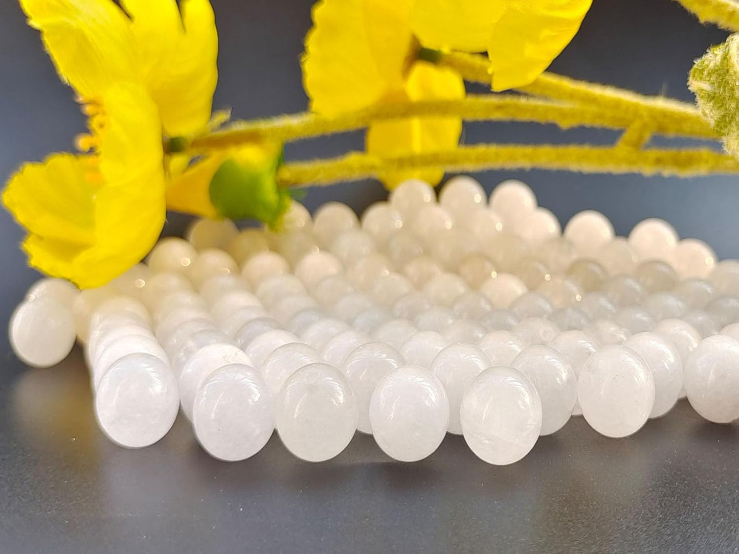 Stone Beads 6mm 140pcs White Jade Beads Round Loose Gemstones Beads for Bracelet Necklace Jewelry Making (6mm, 60618 White Jade)