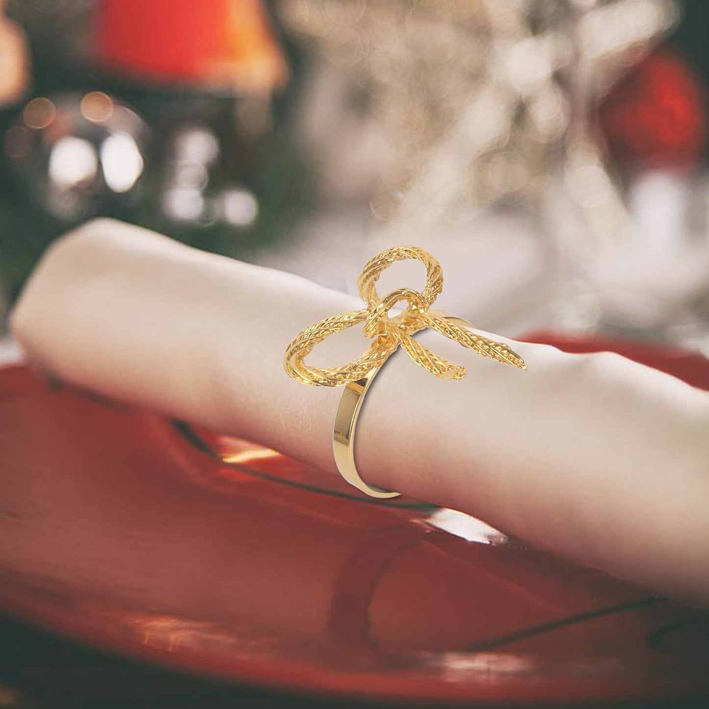 Pack of 50 Napkin Rings Alloy Hollow Out Flower Napkin Holder Dinning Table Napkin Ring for Dinner Parties Wedding Banquet Table Setting Family Gatherings Table Decor（Gold，50）