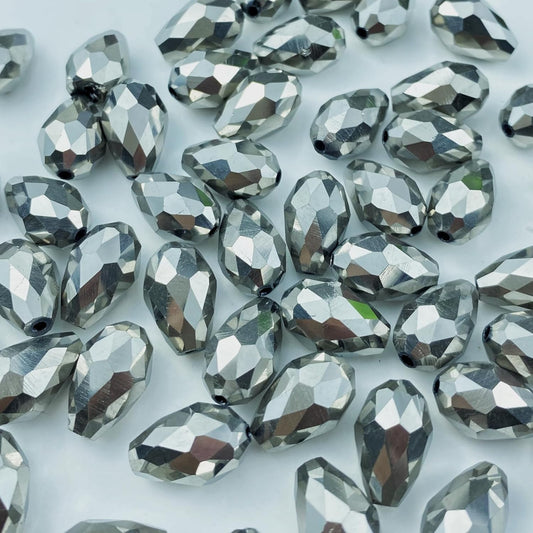 100pcs 8x12mm Teardrop Crystal Glass Beads Vertical Hole Faceted Glass Teardrop Spacer Beads for Bracelets Necklace Earring DIY Jewelry Making Craft(Silver)