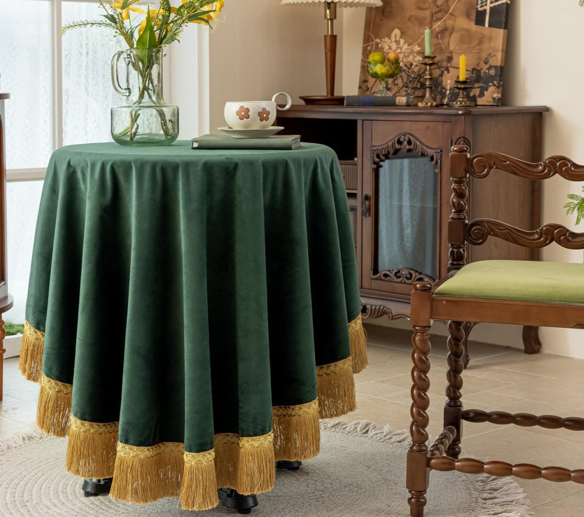 F-CHU Green Tablecloth Thickset Velvet Tablecloth with Beautiful Gold Tassels Vintage Table Cloth for Home Decor Wedding, Party, Banquet and Events 70" Round