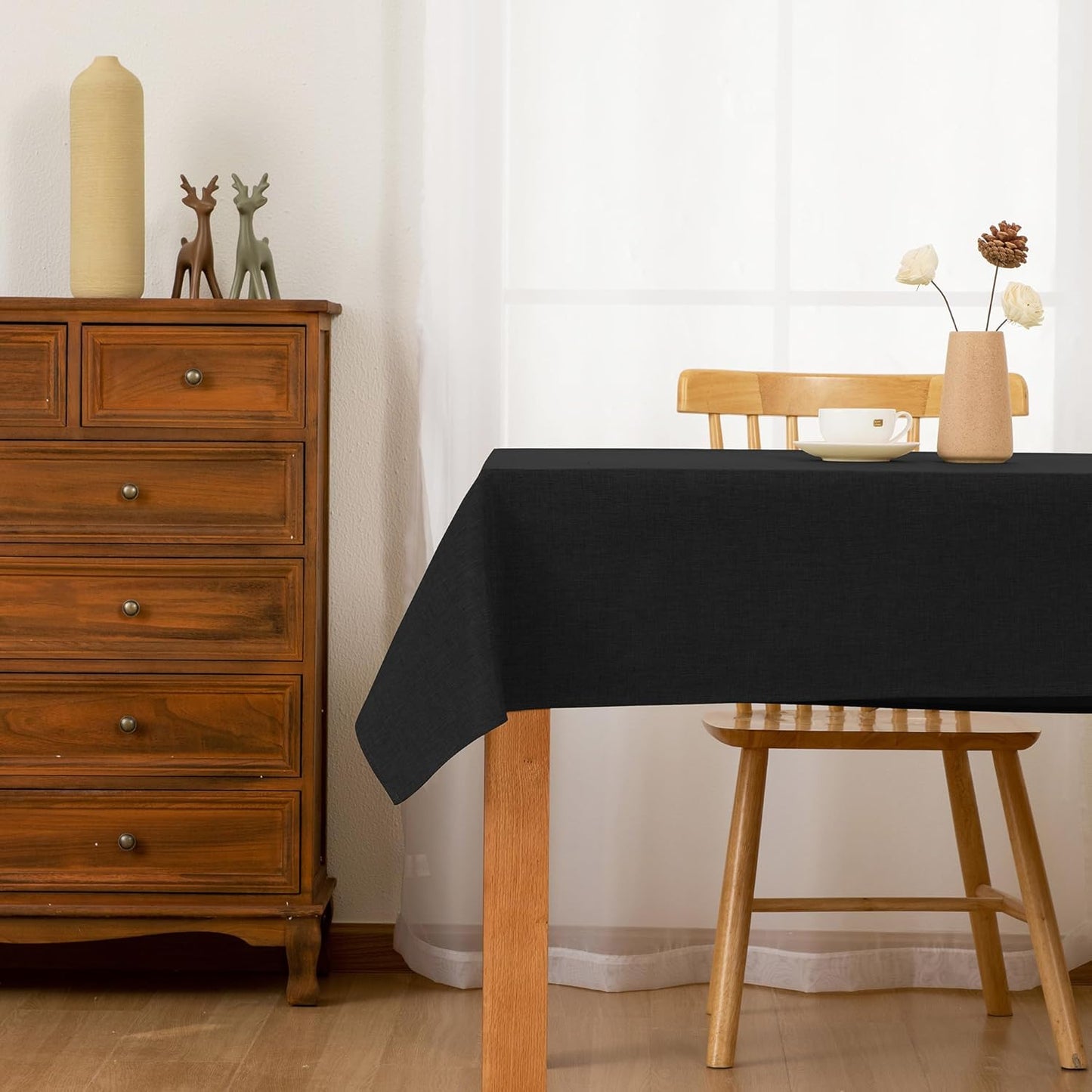 Hiasan Faux Linen Rectangle Tablecloth - Wrinkle and Stain Resistant Washable Table Cloth for Kitchen Dining Room Holiday Table Cover for Party Dinner, Black, 52 x 70 Inch