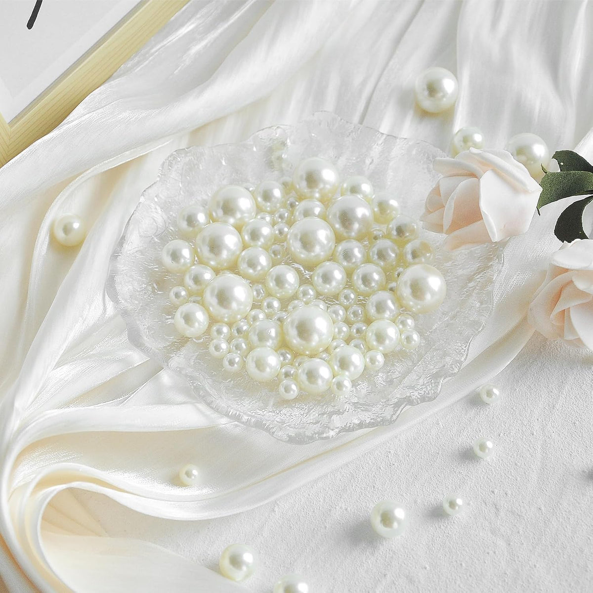 260Pcs Cream Glossy Beads - 6mm, 14mm, 18mm Round Plastic Pearl Beads for Centerpiece Decor, Wedding, Birthday, Christmas Party, Home Decor