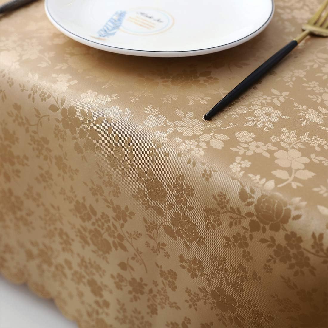 Smiry Rectangle Table Cloth, Waterproof Heavy Duty Vinyl Tablecloths, Wipeable Washable Table Cover for Kitchen and Dining Room (Brown, 54" X 108")