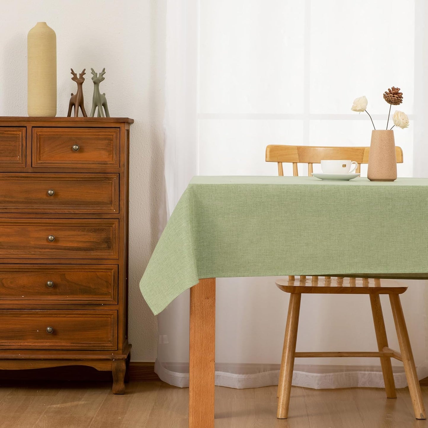 Hiasan Faux Linen Rectangle Tablecloth - Wrinkle and Stain Resistant Washable Table Cloth for Kitchen Dining Room Holiday Table Cover for Dinner, Green, 70 x 140 Inch
