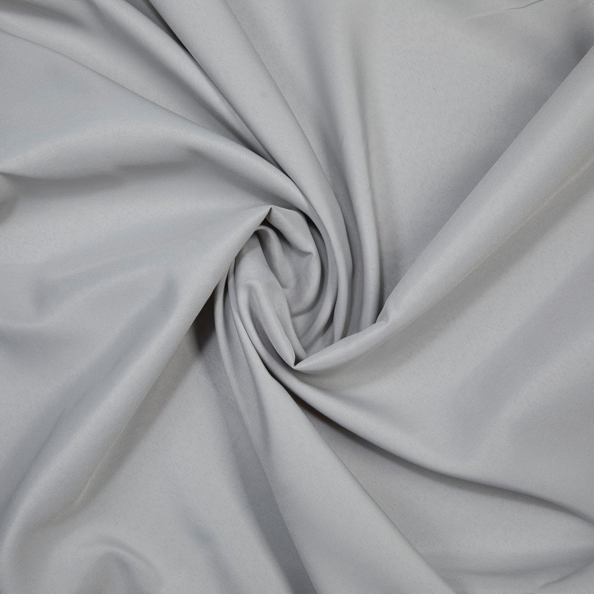Gee Di Moda Rectangle Tablecloth - 90 x 132 Inch Silver Table Cloth for 6 Foot Table with Floor-Length Drop - Heavy Duty Washable Fabric - 6 Ft Buffet Table, Holiday Party, Wedding & Baby Shower