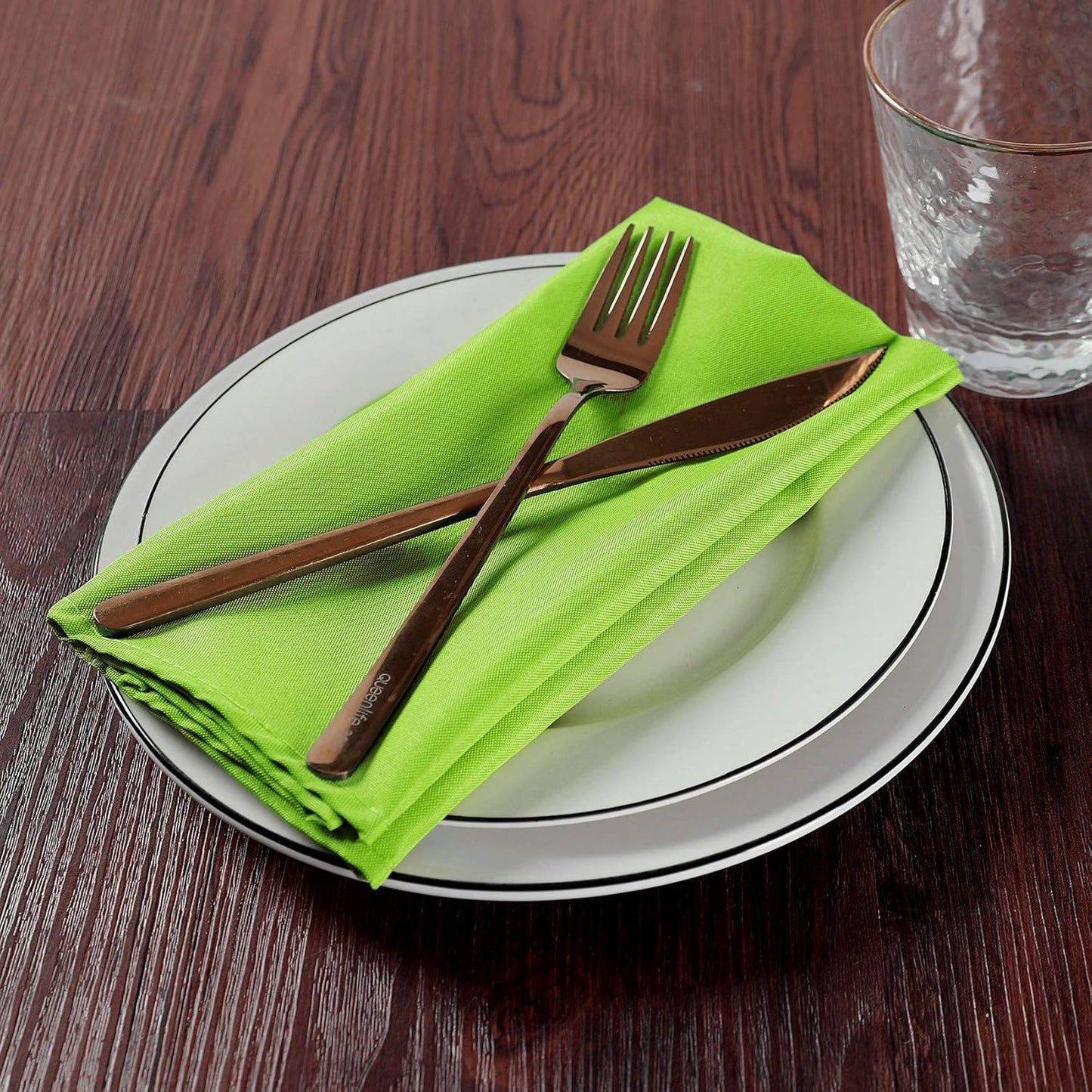 Cupuamon Cloth Napkins 20x20 inch Washable Polyester Dinner Napkins Soft Table Napkins for Wedding Party Dining Banquet(Apple Green,50PCS)