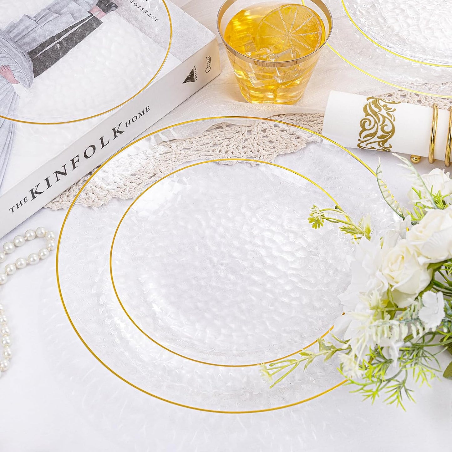 Rubtlamp 175 Pcs Plastic Dinnerware Set (25 Guests), Clear And Gold Plastic Plates, Hammered Party Plates Include Dinner Platos, Dessert Platos, Cups, Gold Cutlery Set And Napkins for Party