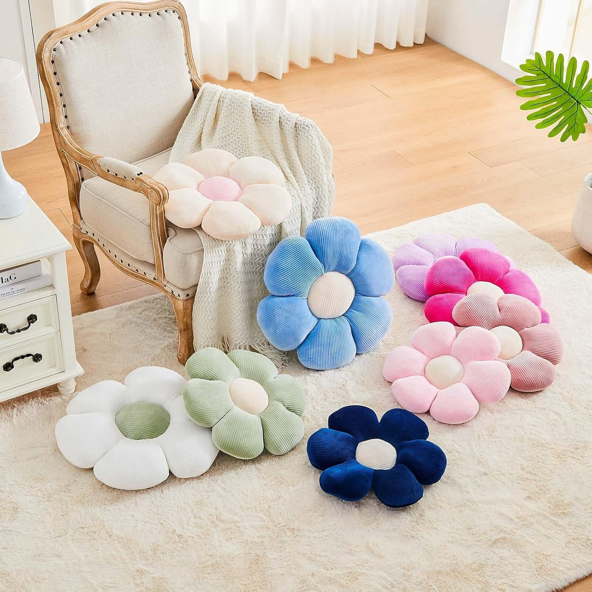White Flower Pillow, 19.6" Cute Flower Shaped Floor Pillow, Aesthetic Floral Plush Daisy Decorative Throw Pillows for Bed Sofa Couch
