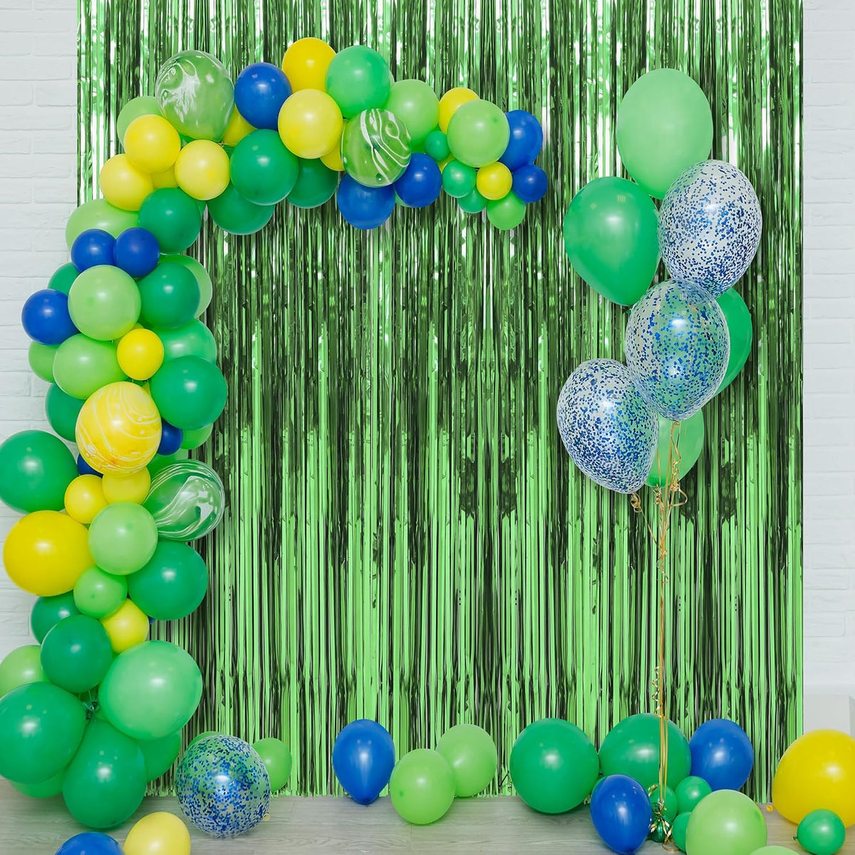 6 Pack Green Foil Fringe Curtains Streamers Party Decorations 3.3 x 8.2 ft, Tinsel Curtain Fringe Backdrop for Parties, Door Fringe Birthday Streamers, Photo Booth Backdrops, Party Decor